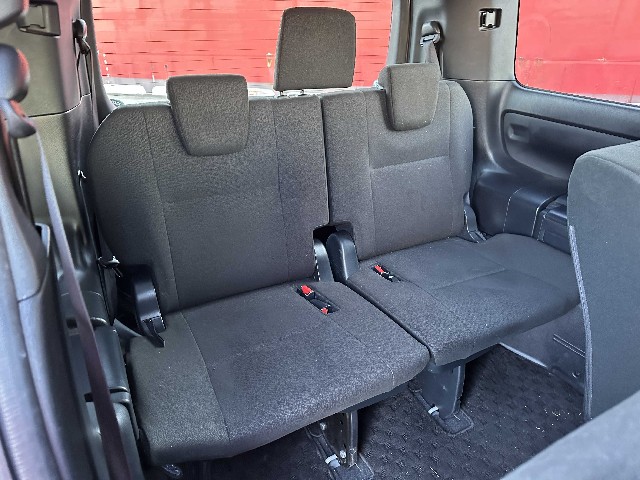 TOYOTA ESQUIRE 2019 Image 22