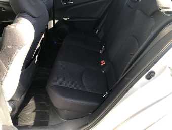 TOYOTA PRIUS 2018 Image 8