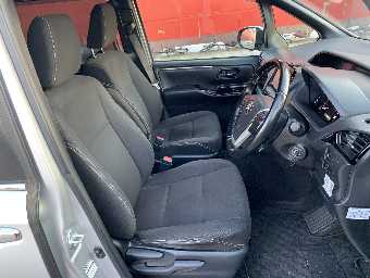 TOYOTA ESQUIRE 2019 Image 14