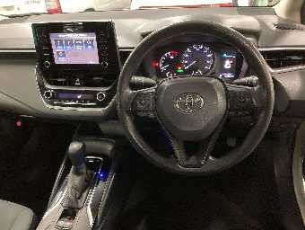 TOYOTA COROLLA TOURING 2019 Image 7