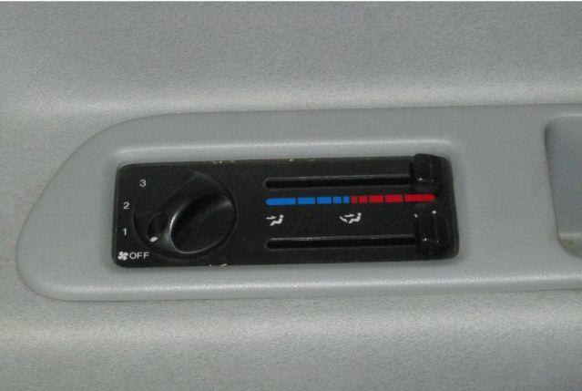 MAZDA BONGO FRIENDEE 2000 Image 40