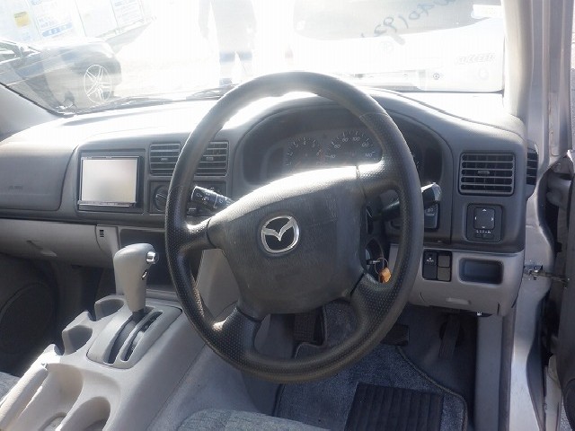 MAZDA BONGO FRIENDEE 2000 Image 61