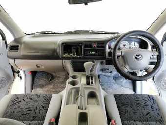 MAZDA BONGO FRIENDEE 2002 Image 1