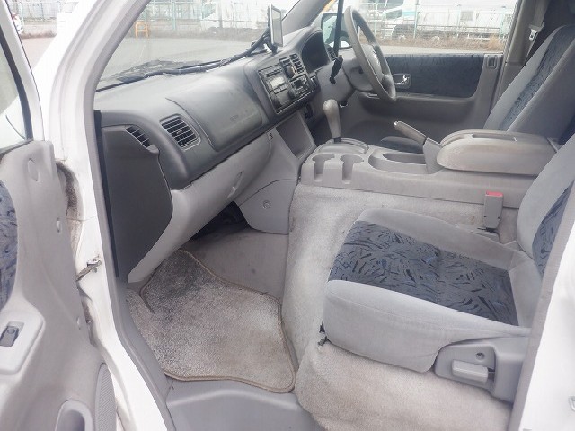 MAZDA BONGO FRIENDEE 2002 Image 28