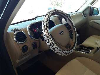 FORD EXPLORER 2010 Image 7