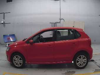 VOLKSWAGEN POLO 2014 Image 4