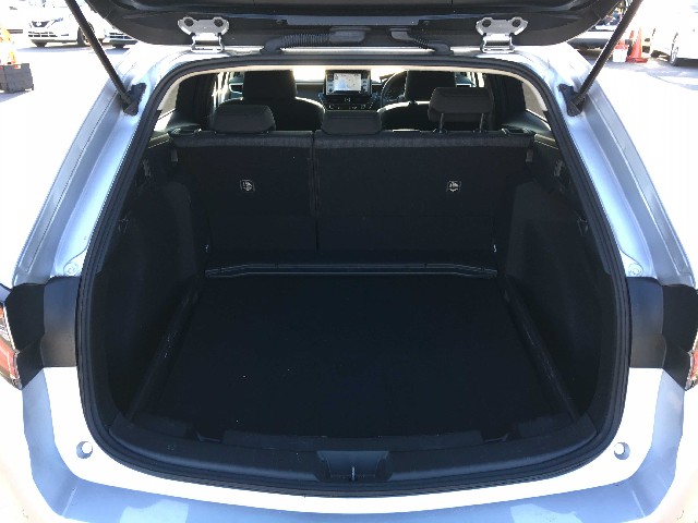 TOYOTA COROLLA TOURING 2021 Image 23