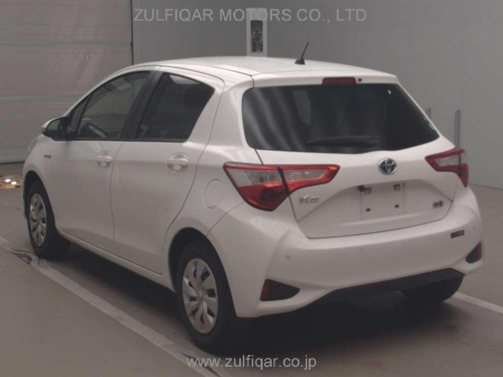 TOYOTA VITZ 2019 Image 4