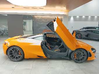 MCLAREN 720S 2022 Image 4