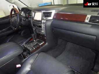 LEXUS LX 570 2012 Image 3