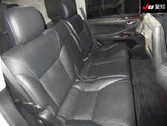 LEXUS LX 570 2012 Image 4