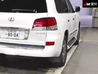 LEXUS LX 570 2012 Image 8