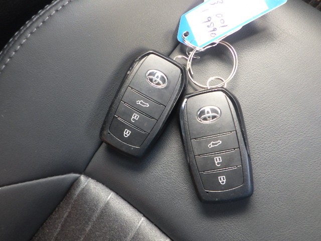 TOYOTA HARRIER 2020 Image 21