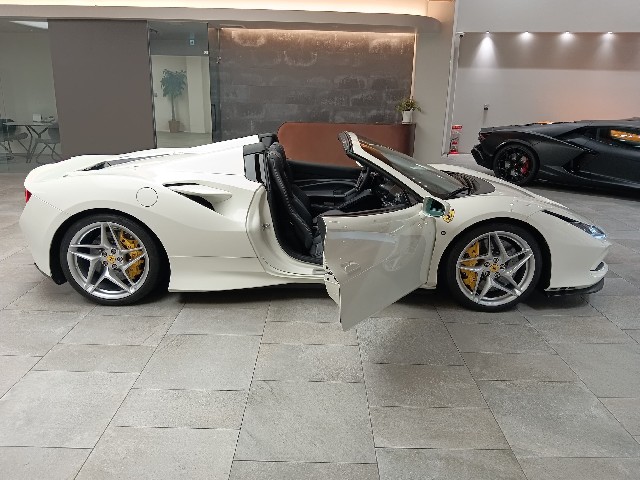 FERRARI F8 SPIDER 2023 Image 22