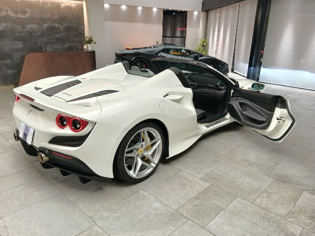 FERRARI F8 SPIDER 2023 Image 23