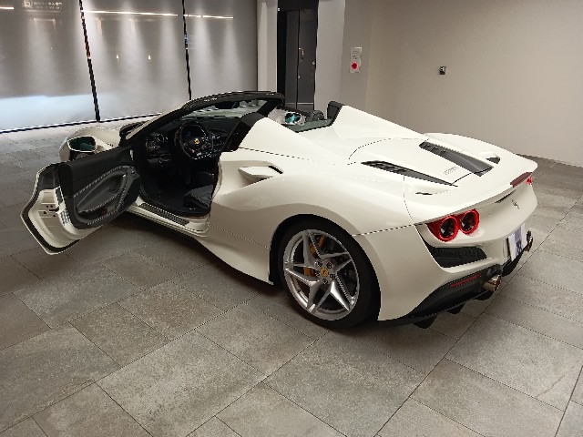 FERRARI F8 SPIDER 2023 Image 27