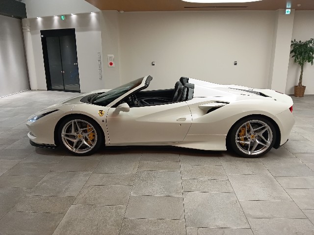 FERRARI F8 SPIDER 2023 Image 29