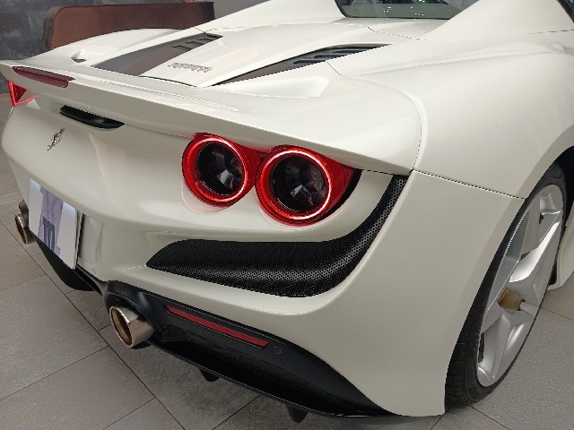 FERRARI F8 SPIDER 2023 Image 38