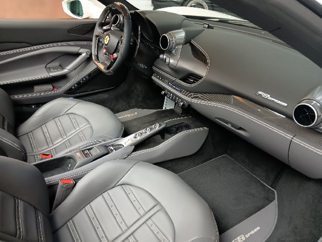 FERRARI F8 SPIDER 2023 Image 45