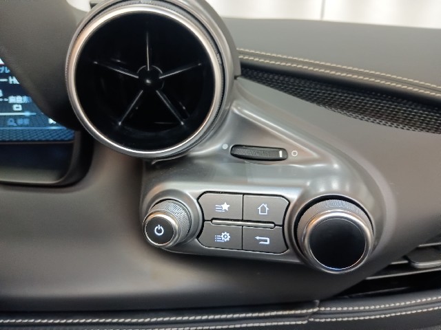 FERRARI F8 SPIDER 2023 Image 56