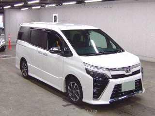 TOYOTA VOXY 2020 Image 4