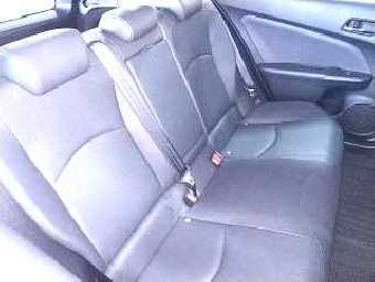 TOYOTA PRIUS 2018 Image 6