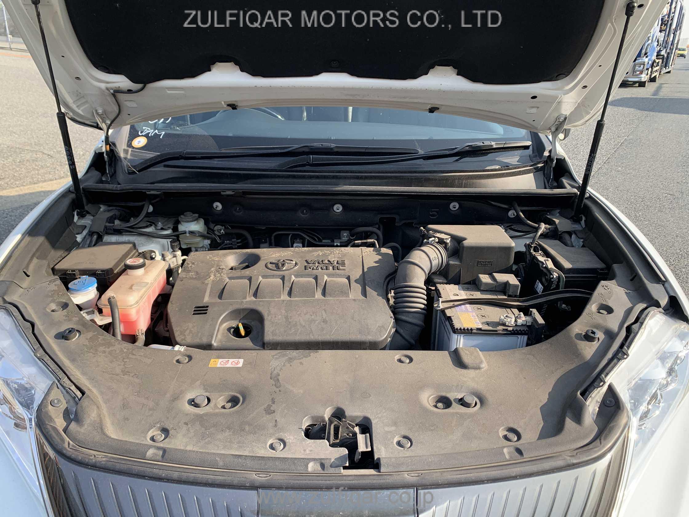 TOYOTA HARRIER 2020 Image 21
