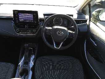 TOYOTA COROLLA TOURING 2019 Image 11