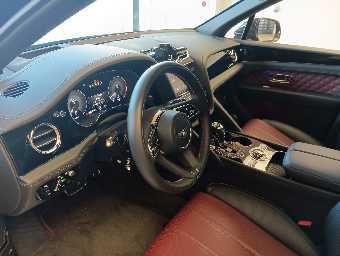 BENTLEY BENTAYGA 2021 Image 18
