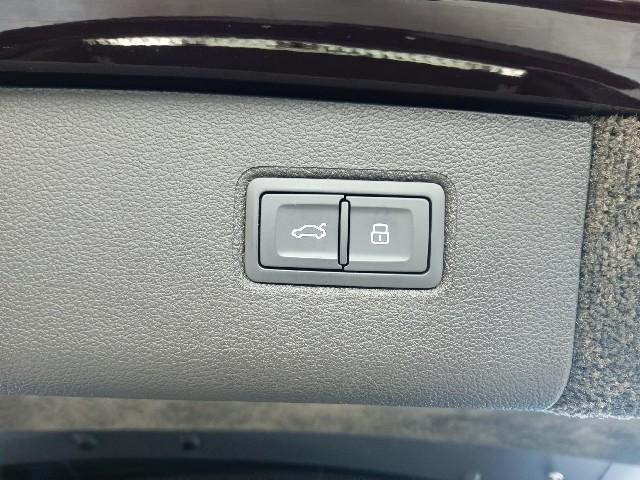 BENTLEY BENTAYGA 2021 Image 33