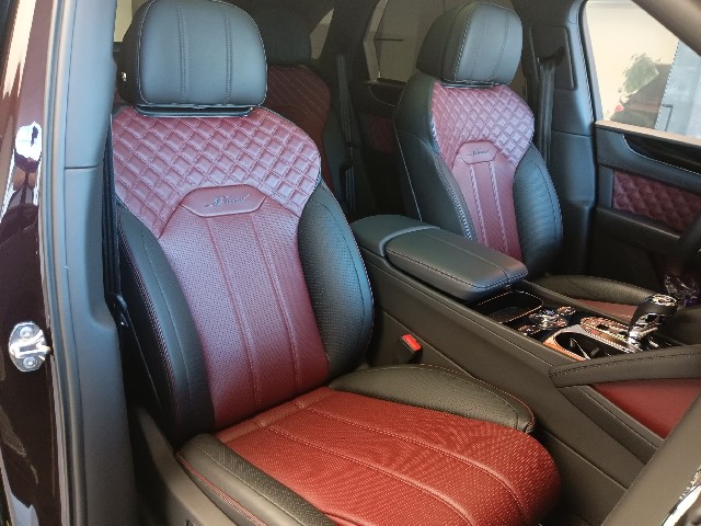 BENTLEY BENTAYGA 2021 Image 36