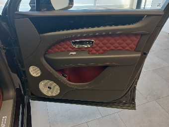 BENTLEY BENTAYGA 2021 Image 32