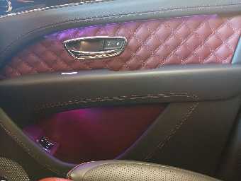 BENTLEY BENTAYGA 2021 Image 46