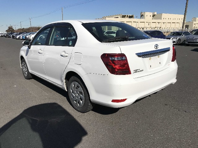 TOYOTA COROLLA AXIO 2019 Image 21