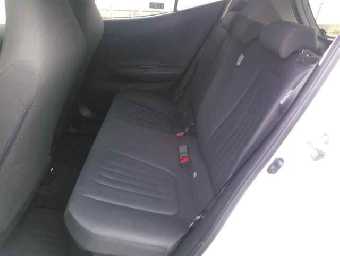 TOYOTA AQUA 2022 Image 9