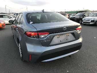 TOYOTA COROLLA 2022 Image 4