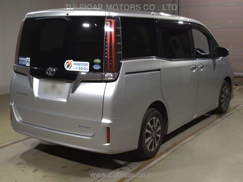 TOYOTA ESQUIRE 2019 Image 2