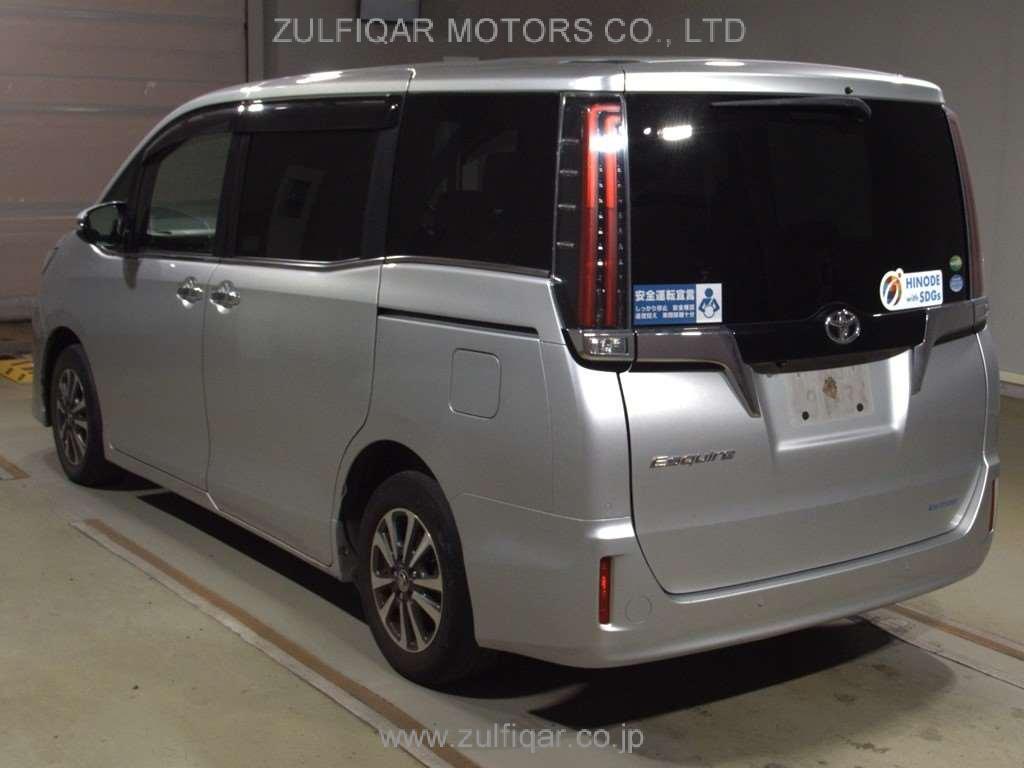 TOYOTA ESQUIRE 2019 Image 4