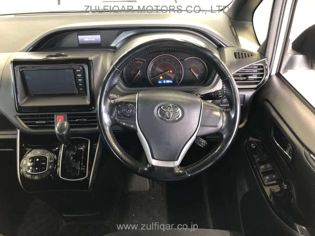 TOYOTA ESQUIRE 2019 Image 6