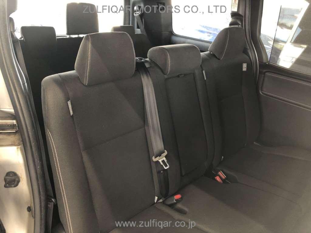 TOYOTA ESQUIRE 2019 Image 7