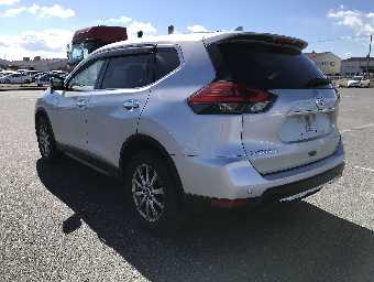 NISSAN X-TRAIL 2019 Image 4