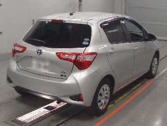 TOYOTA VITZ 2019 Image 2