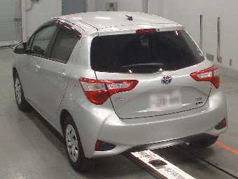 TOYOTA VITZ 2019 Image 6