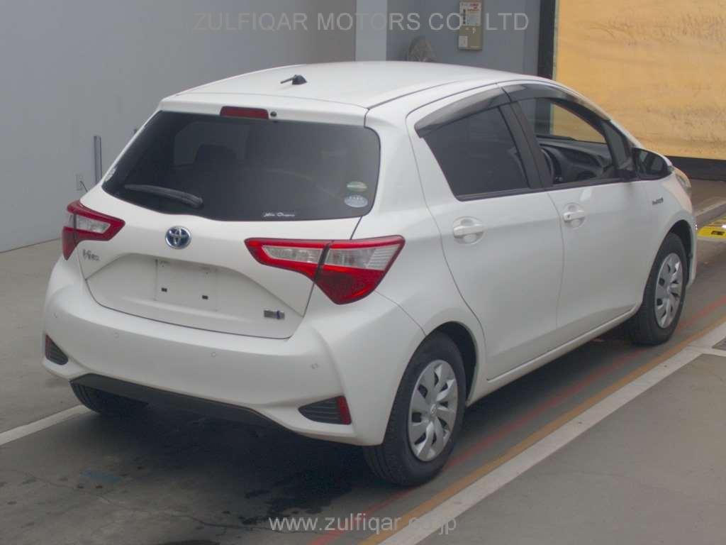 TOYOTA VITZ 2019 Image 2