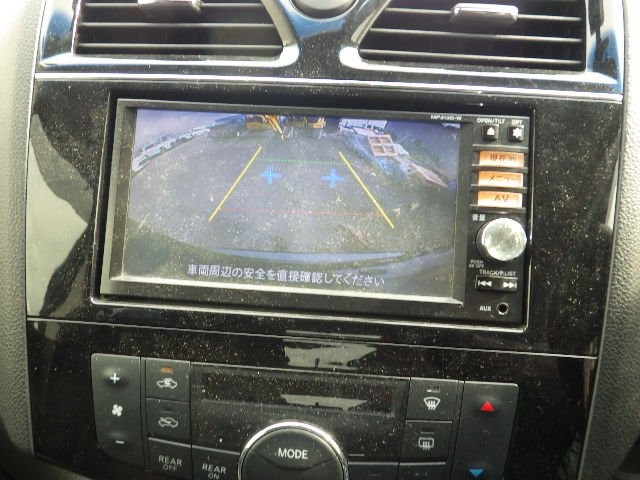 NISSAN SERENA 2014 Image 25