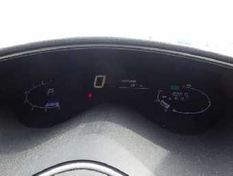 NISSAN SERENA 2014 Image 12