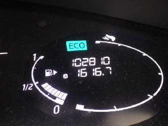 NISSAN SERENA 2014 Image 13