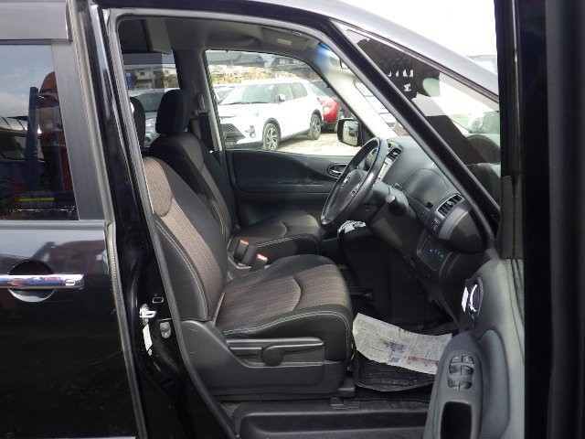 NISSAN SERENA 2014 Image 28
