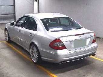 MERCEDES BENZ E CLASS 2007 Image 2