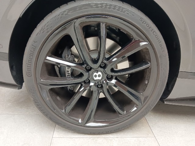 BENTLEY CONTINENTAL 2021 Image 21